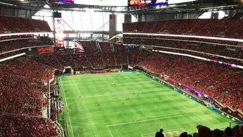 “国米逆转摘得意大利杯桂冠！劳塔罗双响立下奇功，荣膺MVP！”